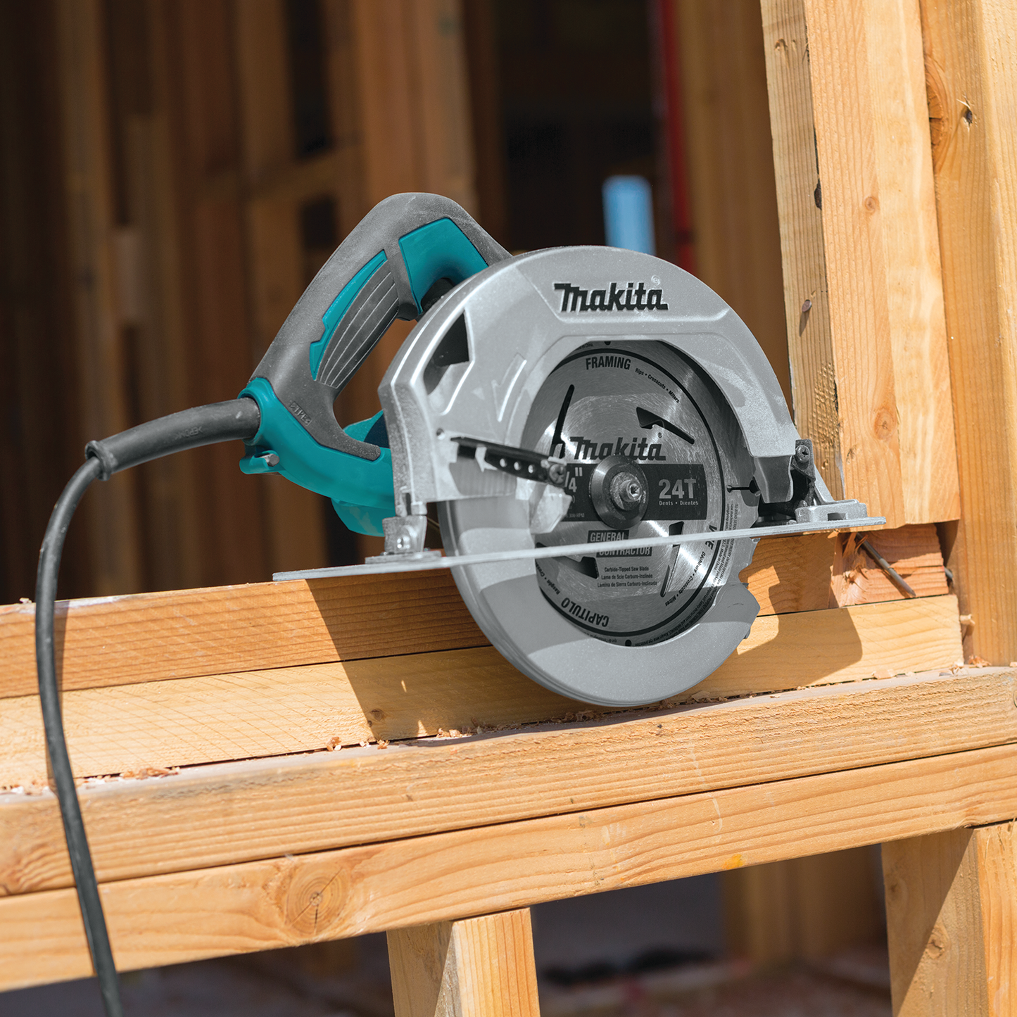 Makita HS7600 7˜1/4" Circular Saw