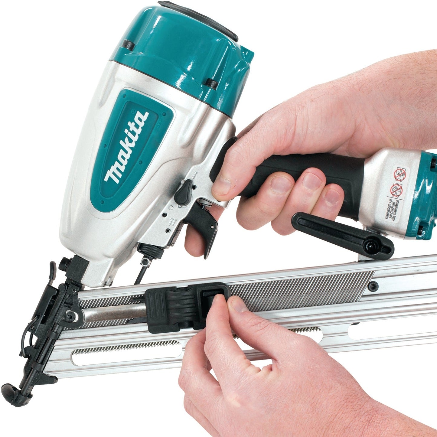 Makita AF635 15 Gauge, 2‘1/2" Angled Finish Nailer, 34°