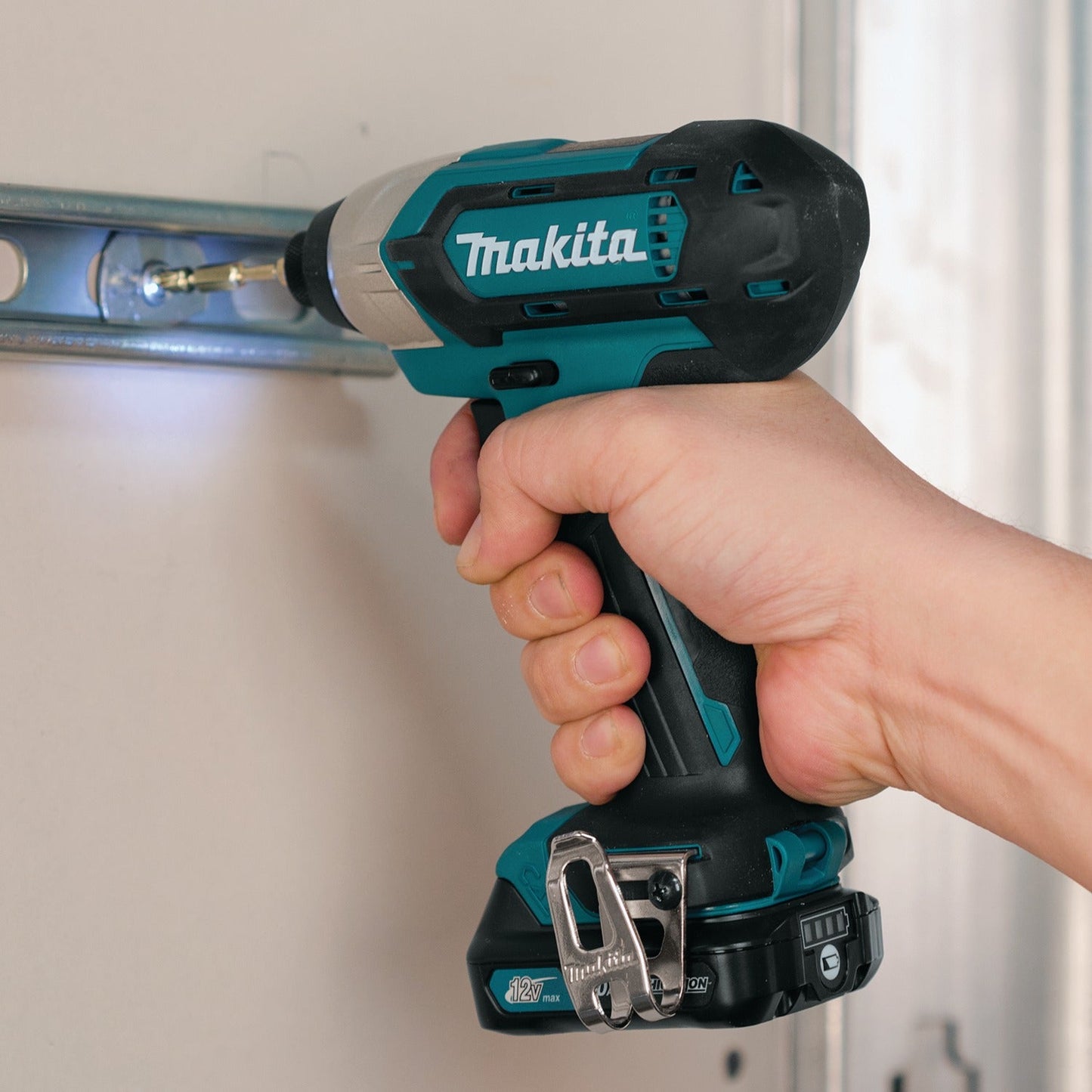 Makita CT232RX 12V max CXT® Lithium‘Ion Cordless 2‘Pc. Combo Kit (2.0Ah)