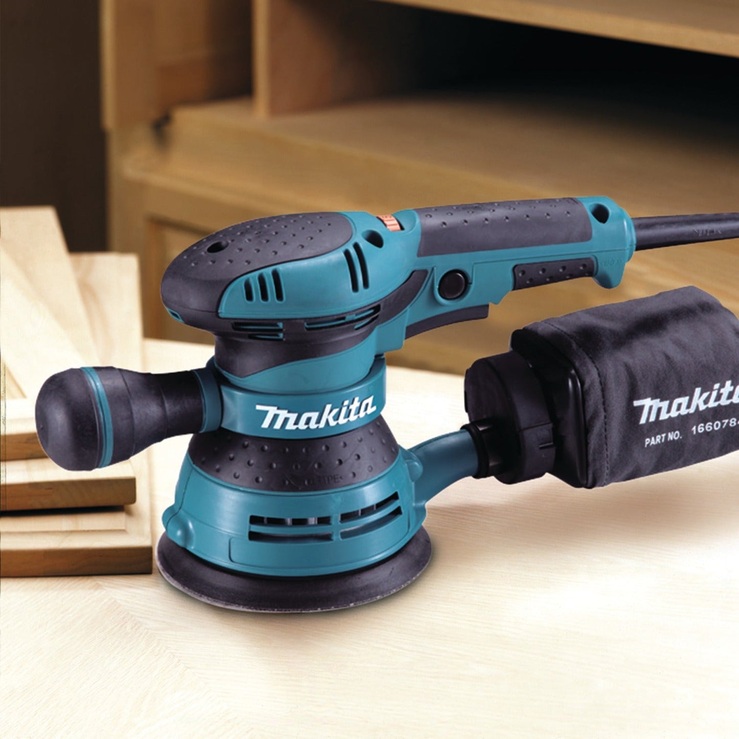 Makita BO5041K 5" Random Orbit Sander