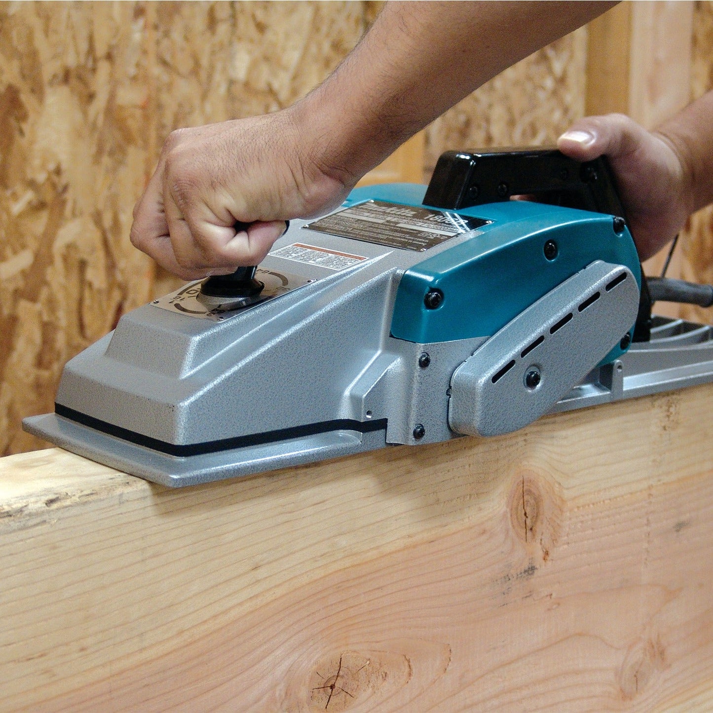 Makita 1806B 6‘3/4" Planer