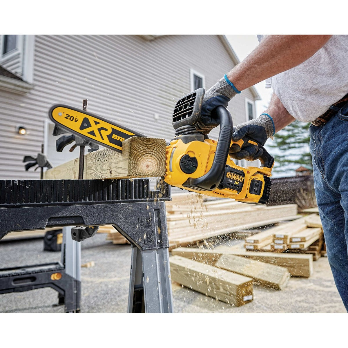 Dewalt DCCS620B Xr® Compact Cordless Chainsaws