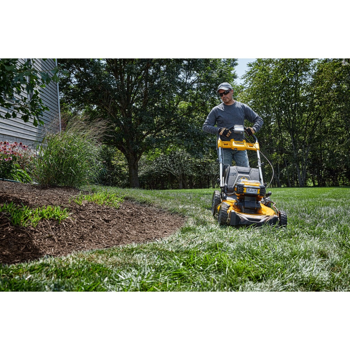 Dewalt DCMWSP255U2 2X20V Max* Xr® Brushless Cordless 21-1/2 In. Rear Wheel Drive Self-Propelled Mower Kit