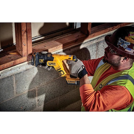 Dewalt DCS367P1 Xr® Brushless Compact Reciprocating Saw Kits