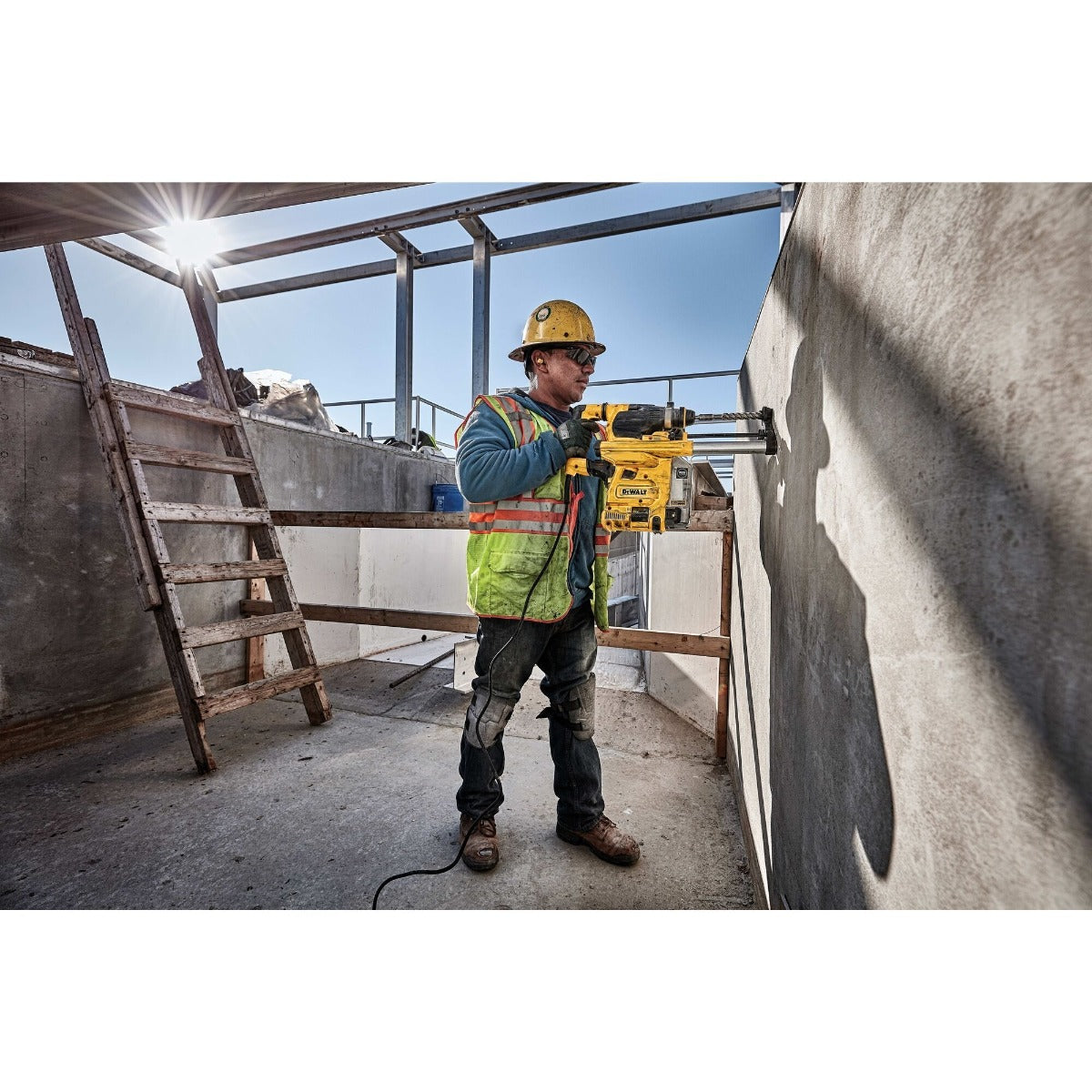 Dewalt DWH304DH Dust Extractors For Rotary Hammers