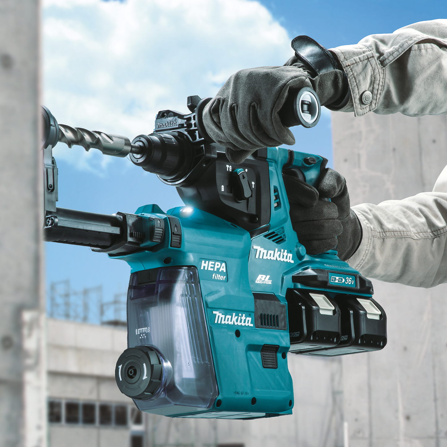 Makita XRH10PTW 36V (18V X2) LXT® Brushless 1‘1/8" SDS‘PLUS AVT® Rotary Hammer Kit, w/ HEPA Dust Extractor, AFT®, AWS® Capable (5.0Ah)