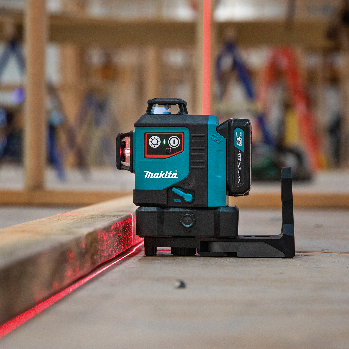 Makita SK700DNAJ 12V max CXT® Lithium‘Ion Cordless Self‘Leveling 360° 3‘Plane Red Laser Kit (2.0Ah)