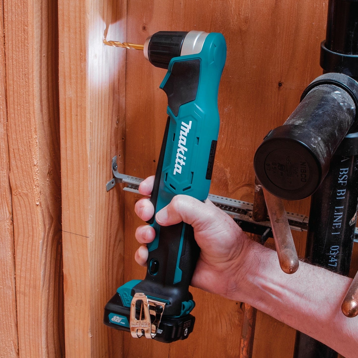 Makita AD04R1 12V max CXT® Lithium‘Ion Cordless 3/8" Right Angle Drill Kit (2.0Ah)