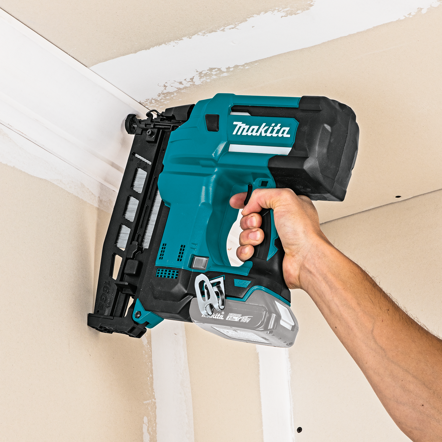 Makita XNB02Z 18V Lxt® Lithiumion Cordless 21/2" Straight Finish Nailer, 16 Ga., Tool Only