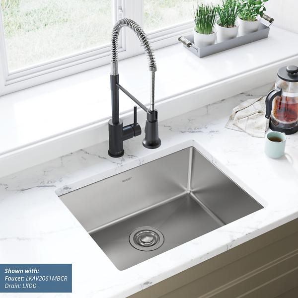 Elkay EFRU2115T Crosstown® 16 Gauge Stainless Steel 23-1/2" x 18-1/4" x 8" Single Bowl Undermount Sink