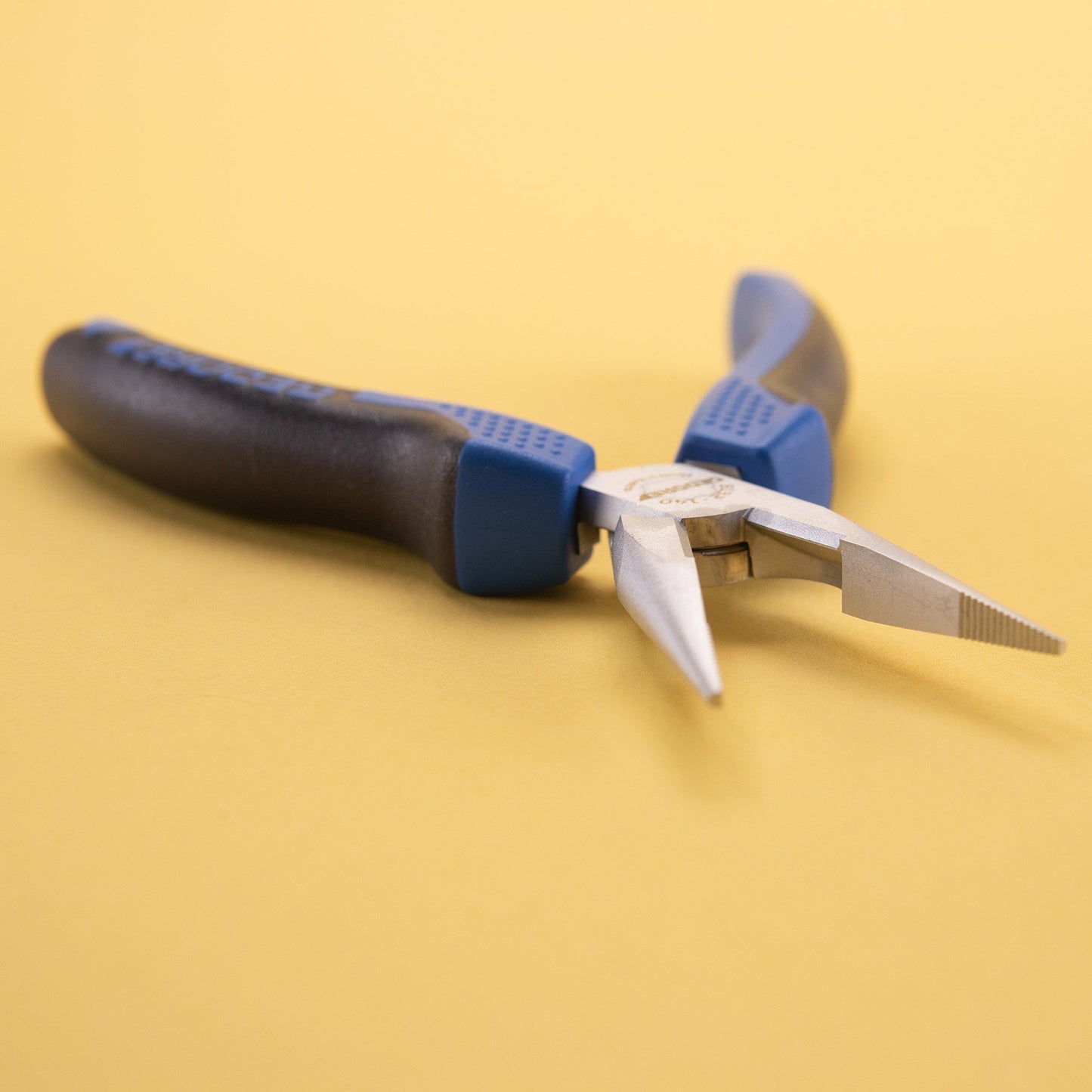 Gedore 6718860 8132-140 JC Telephone pliers 140 mm