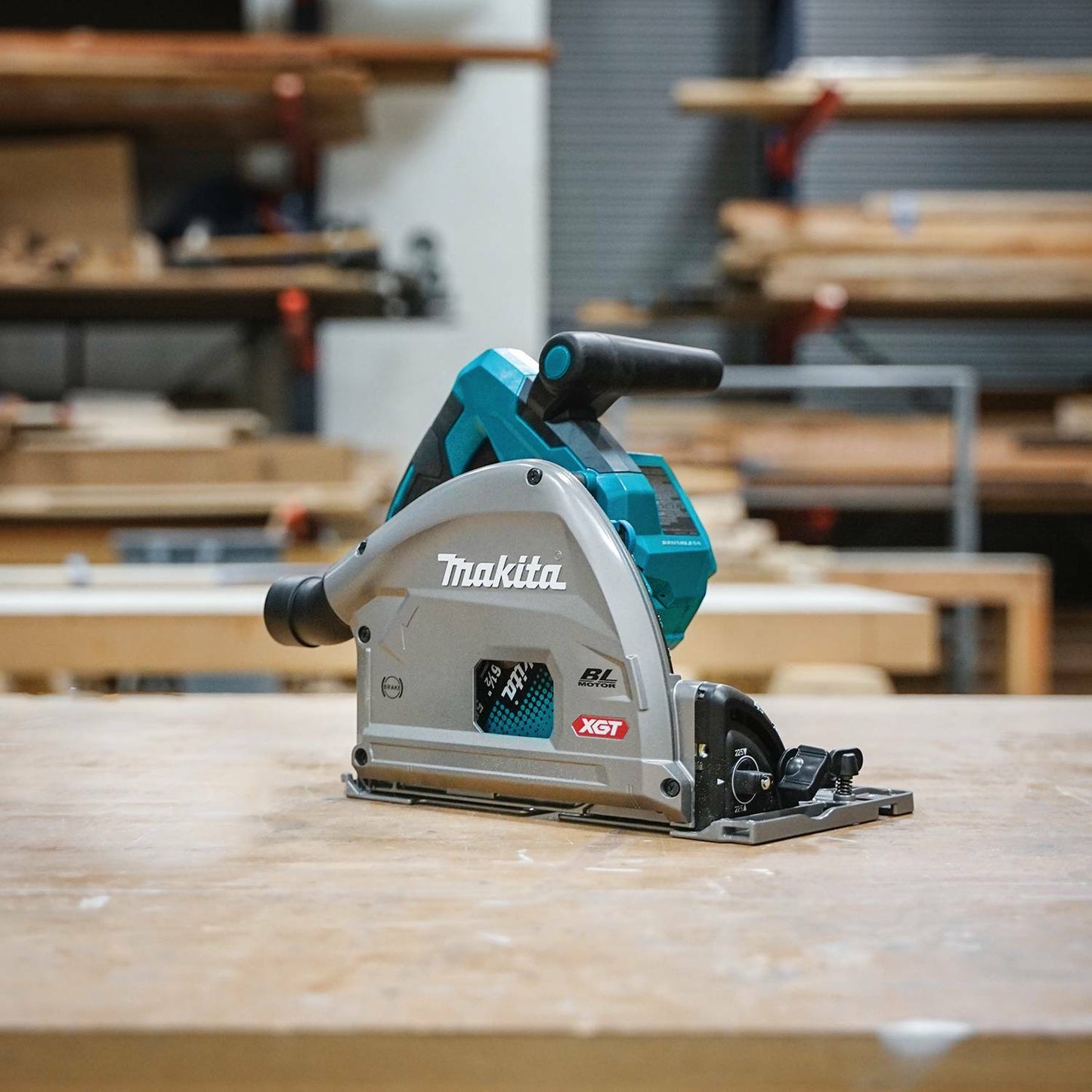 Makita GPS01Z 40V max XGT® Brushless Cordless 6‘1/2" Plunge Circular Saw, AWS® Capable, Tool Only