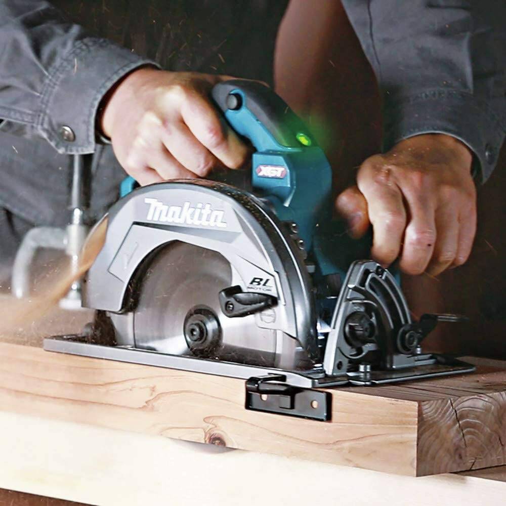 Makita GSH01Z 40V max XGT® Brushless Cordless 7‘1/4" Circular Saw, AWS® Capable, Tool Only