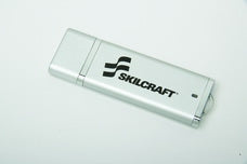AbilityOne 7045015702661 SKILCRAFT 32GB USB2.0 Flash Drive - 32 GB - USB - External