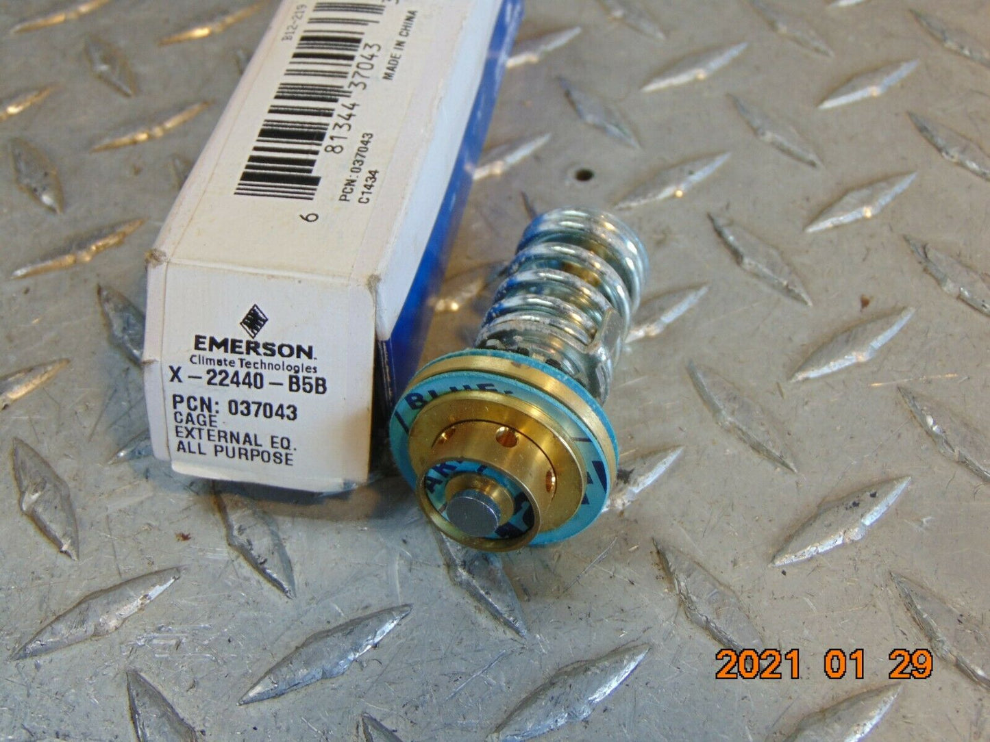 Emerson X-22440-B5B T-Series Cage Assembly