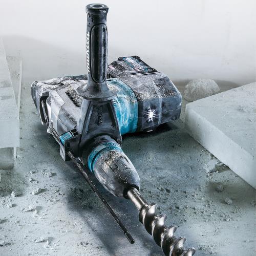 Makita GRH05M1 40V max XGT® Brushless 1‘9/16" SDS‘MAX AVT® Rotary Hammer Kit, AFT®, AWS® Capable (4.0Ah)