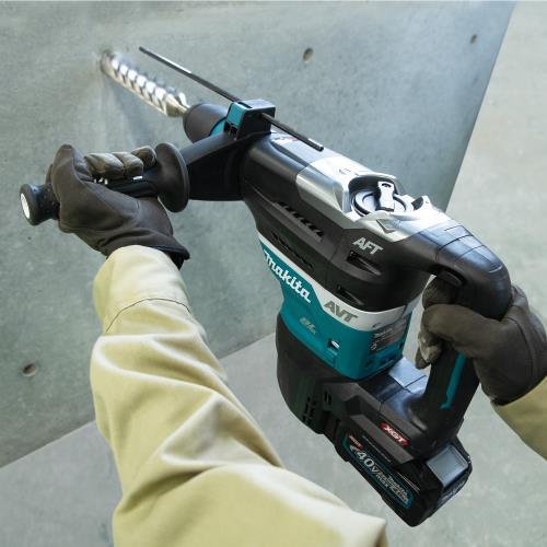 Makita GRH05M1 40V max XGT® Brushless 1‘9/16" SDS‘MAX AVT® Rotary Hammer Kit, AFT®, AWS® Capable (4.0Ah)