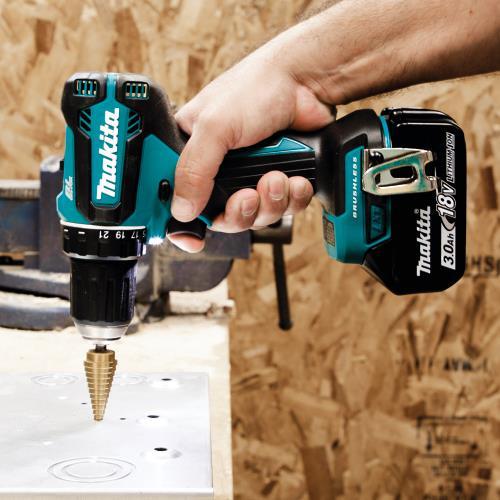 Makita XFD131 18V LXT® Lithium‘Ion Brushless Cordless 1/2" Driver‘Drill Kit (3.0Ah)