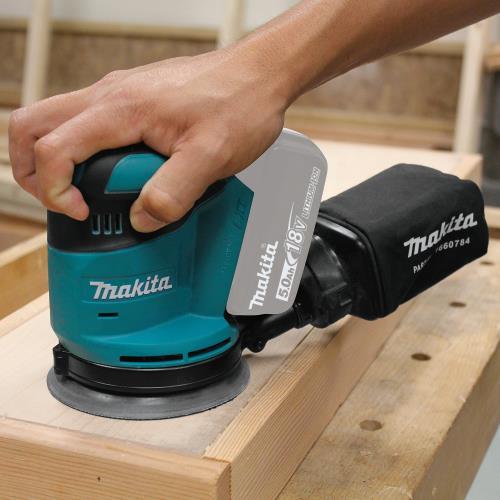 Makita XOB01Z 18V LXT® Lithium‘Ion Cordless 5" Random Orbit Sander, Tool Only