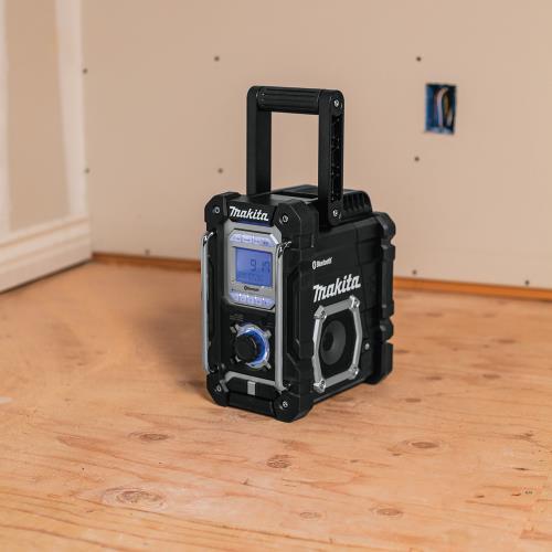 Makita XRM06B 18V LXT® / 12V max CXT® Lithium‘Ion Cordless/Corded Bluetooth® Job Site Radio, Tool Only