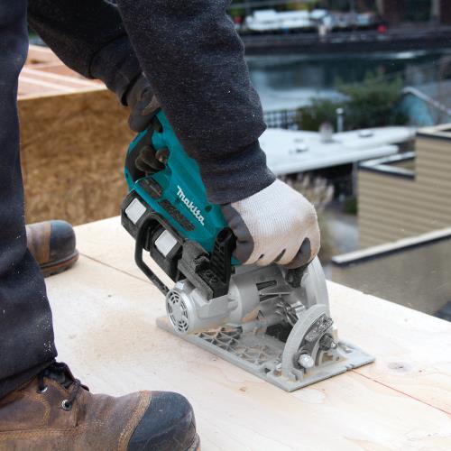 Makita XSR01PT 36V (18V X2) Lxt® Brushless Rear Handle 7 1/4" Circular Saw Kit