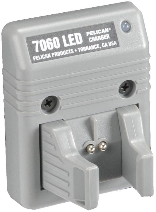 Pelican 7070 Deck/Dash Charger Base Unit