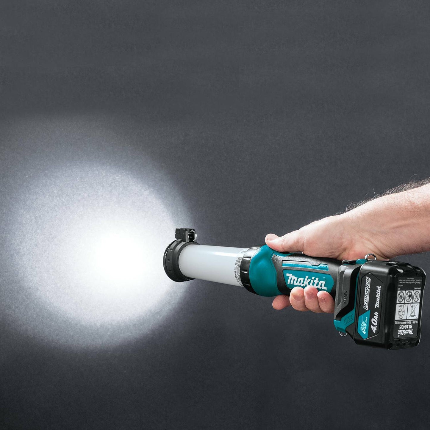 Makita ML104 12V max CXT® Lithium‘Ion Cordless L.E.D. Lantern/Flashlight, Flashlight Only