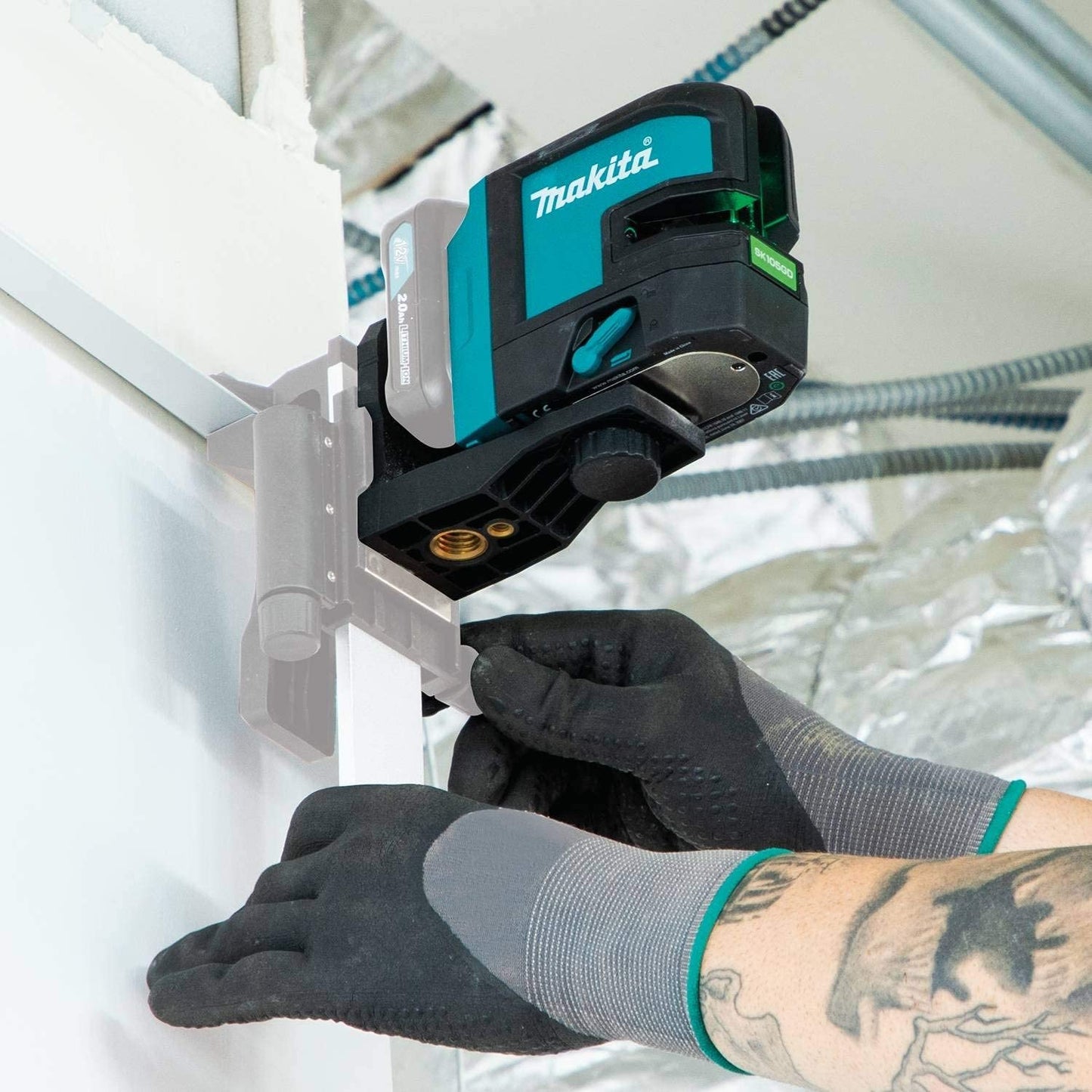 Makita SK105GDZ 12V max CXT® Lithium‘Ion Cordless Self‘Leveling Cross‘Line Green Beam Laser, Tool Only