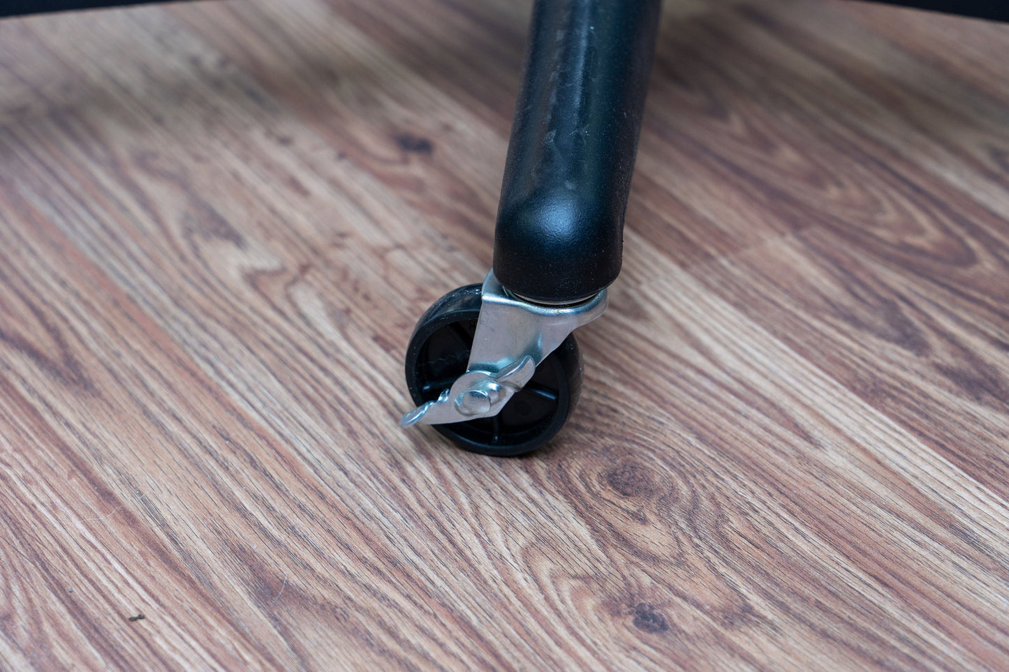 Metrovac 114I-517214 Top Gun 
Stand Dryer Variable Speed 220V / Euro