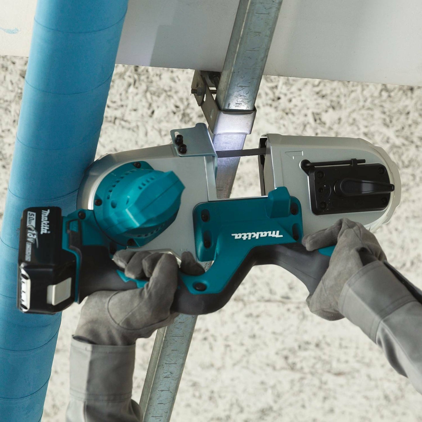 Makita XBP03T 18V LXT® Lithium‘Ion Cordless Compact Band Saw Kit (5.0Ah)