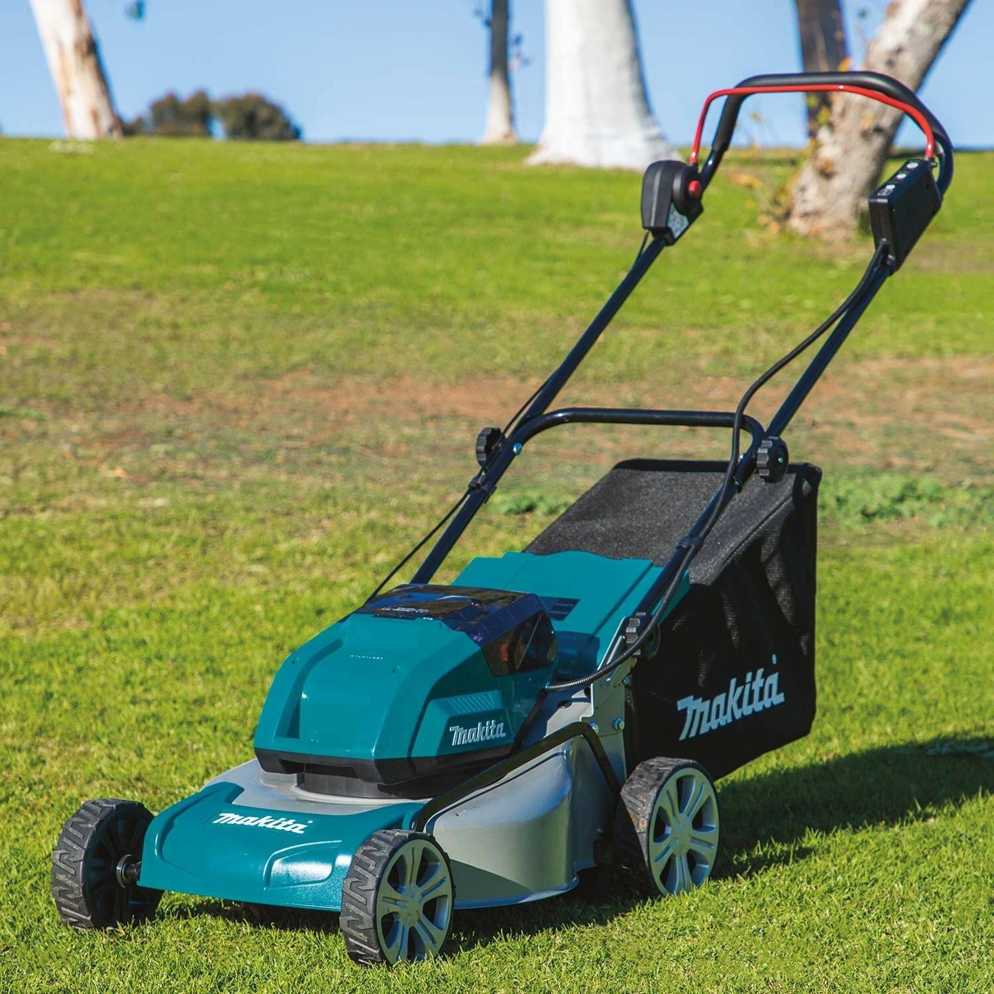 Makita XML03Z 36V (18V X2) LXT® Brushless 18" Lawn Mower, Tool Only