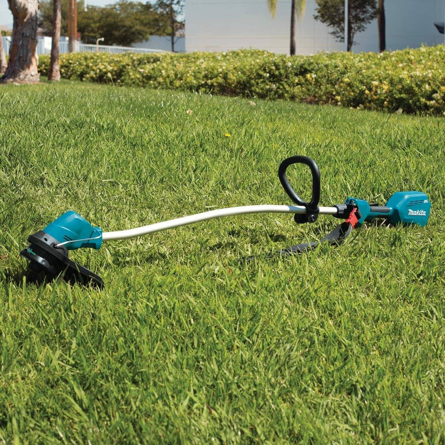 Makita XRU13Z 18V LXT® Lithium‘Ion Brushless Cordless Curved Shaft String Trimmer, Tool Only